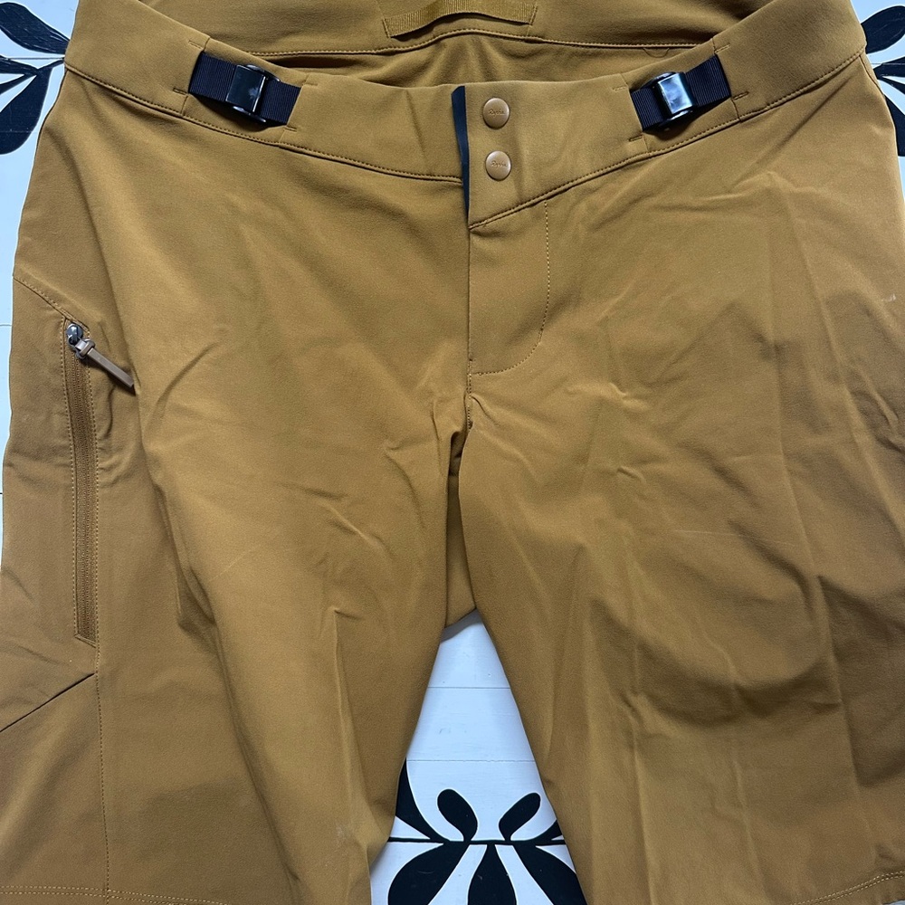 Rapha Men's Brown Bike Shorts